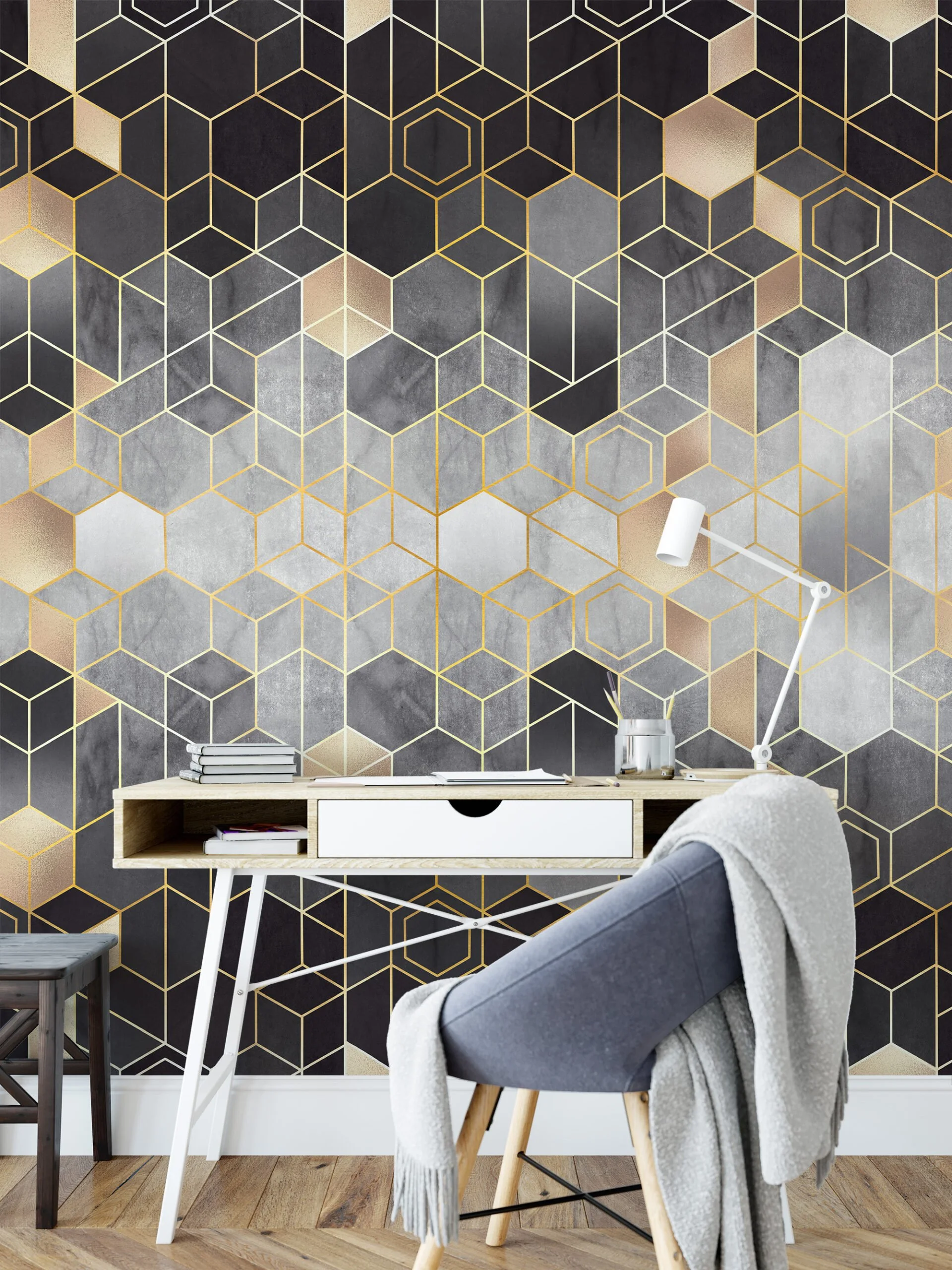 Geometric Black and Gold Hexagon Wallpaper - A Sophisticated Addition to Your Living Room, Bedroom, Bathroom, and Office Walls