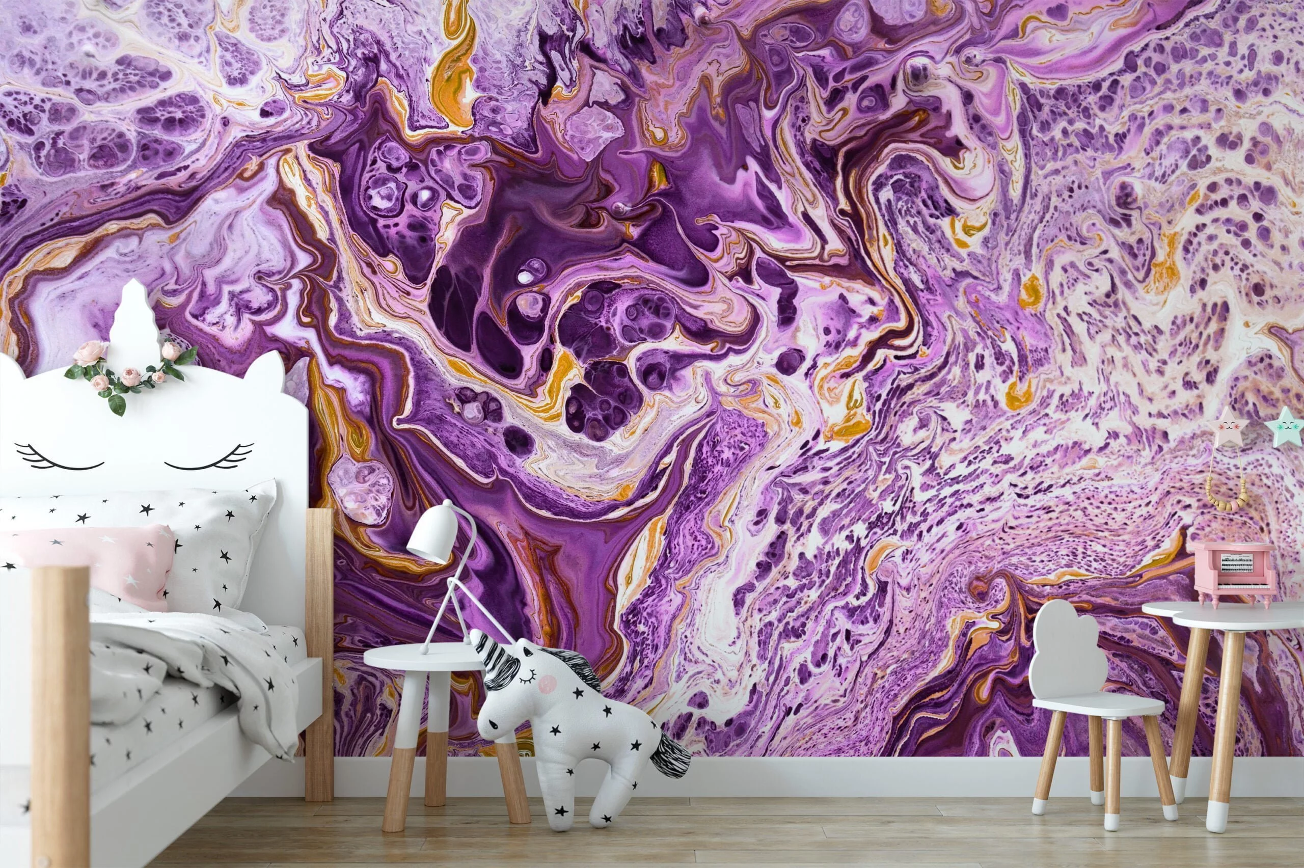 Purple and Gold Marble Wallpaper - Elegant Ink Splash Wall Covering for Stylish Room