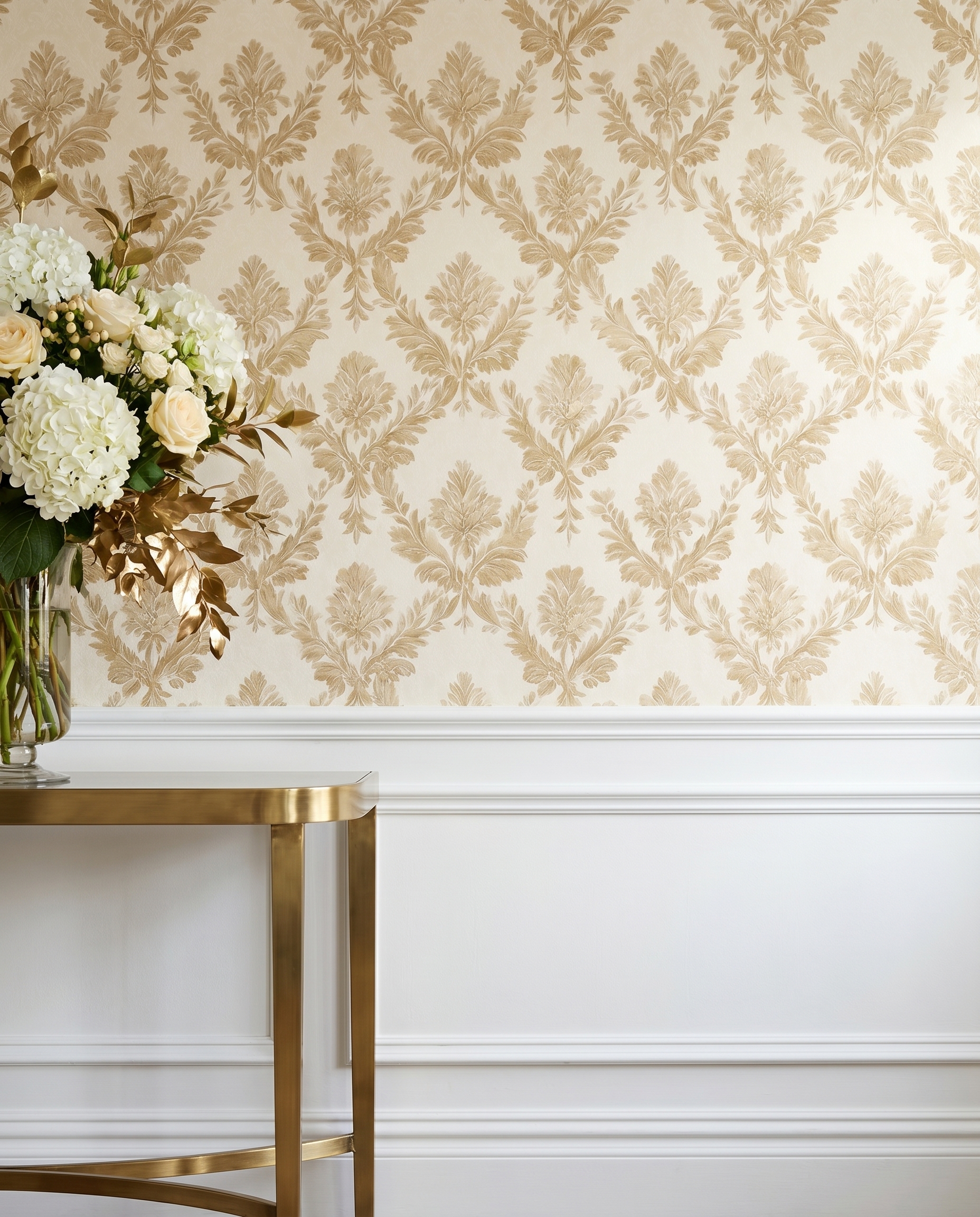 Elegant Gold Damask Wallpaper, Vintage Floral Peel and Stick Wallpaper, Removable Wall Mural for Living Room Accent Wall