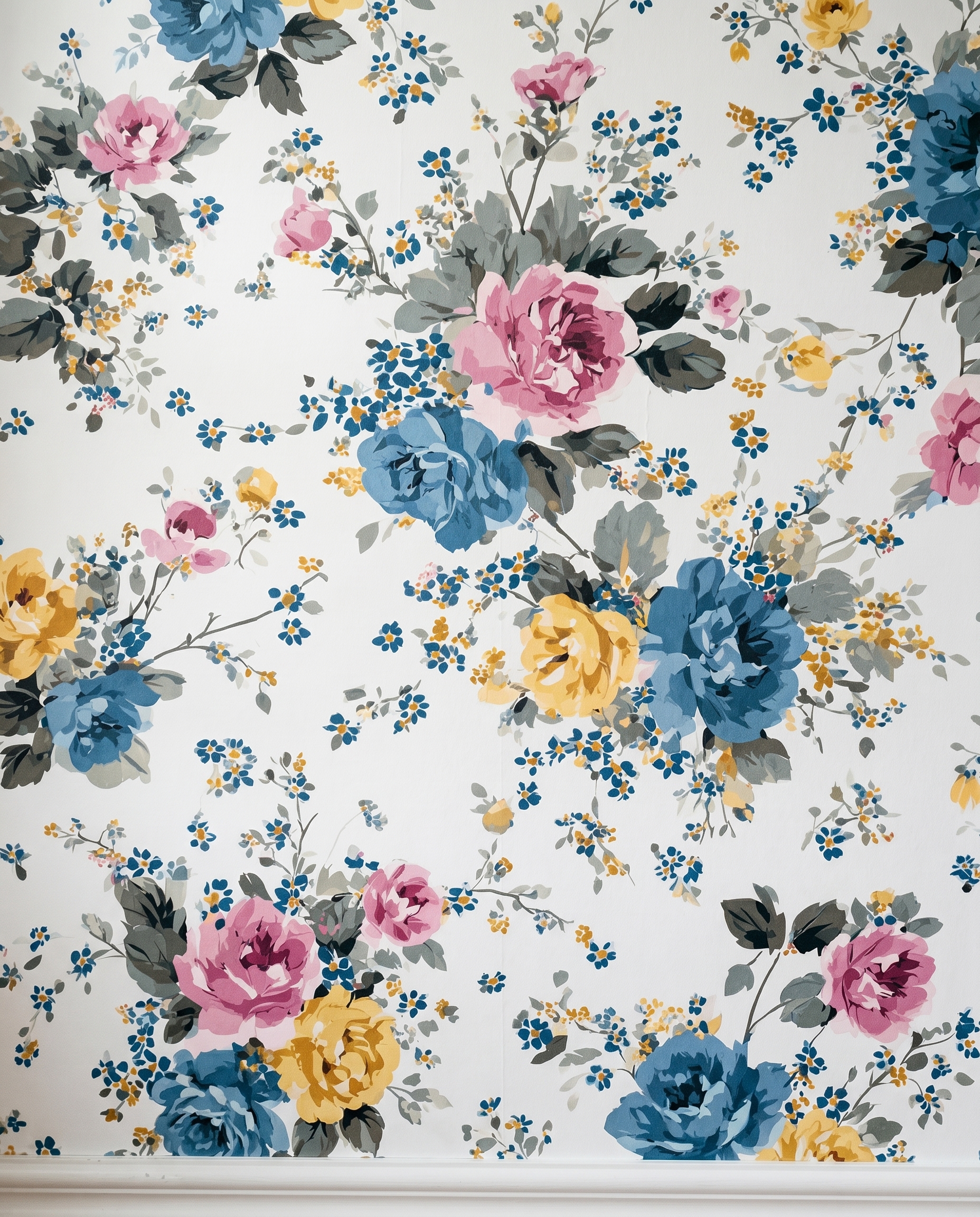 Vintage Floral Bouquet Wallpaper in Blue, Pink, and Yellow, Classic Chintz Peel and Stick Wallpaper, Removable for Bedroom Accent Wall